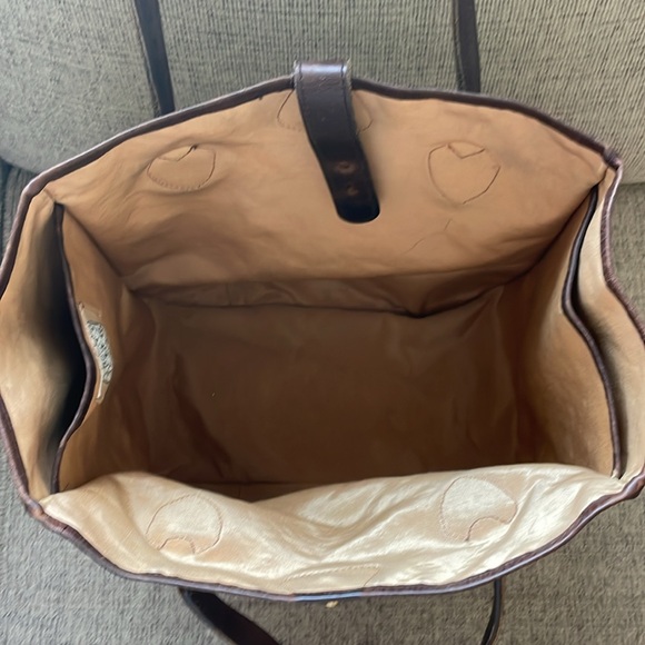 ELLIVA Boston Tote - Picture 4 of 14